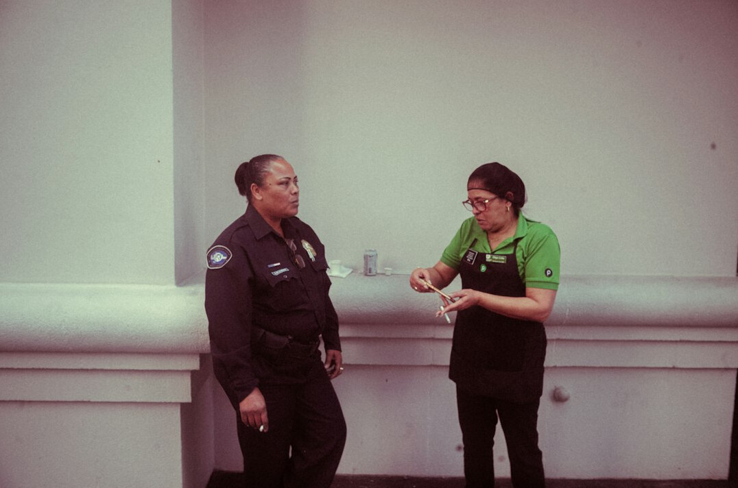 police arresting shoplifter