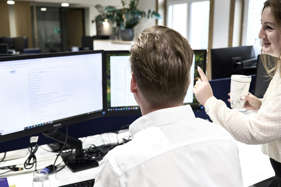 employee monitoring customers